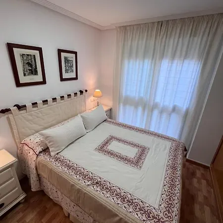 公寓 Gatu Elvira Junto Al Hospital Y Playa 2 Dormit Y 2 Banos, Preferente Mayores De 25 Anos Y Familias 加的斯